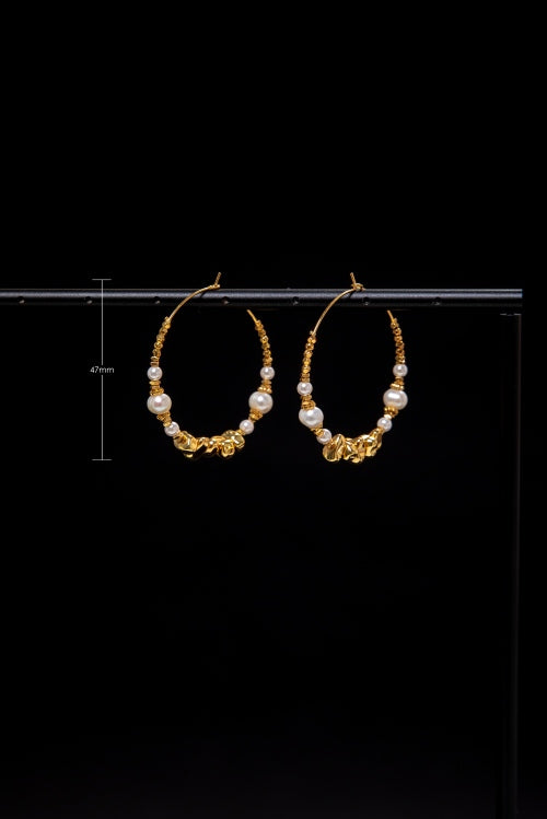 Gilded Rhythm | Vintage Bohemian 18K Gold Pearl Hoop Earrings