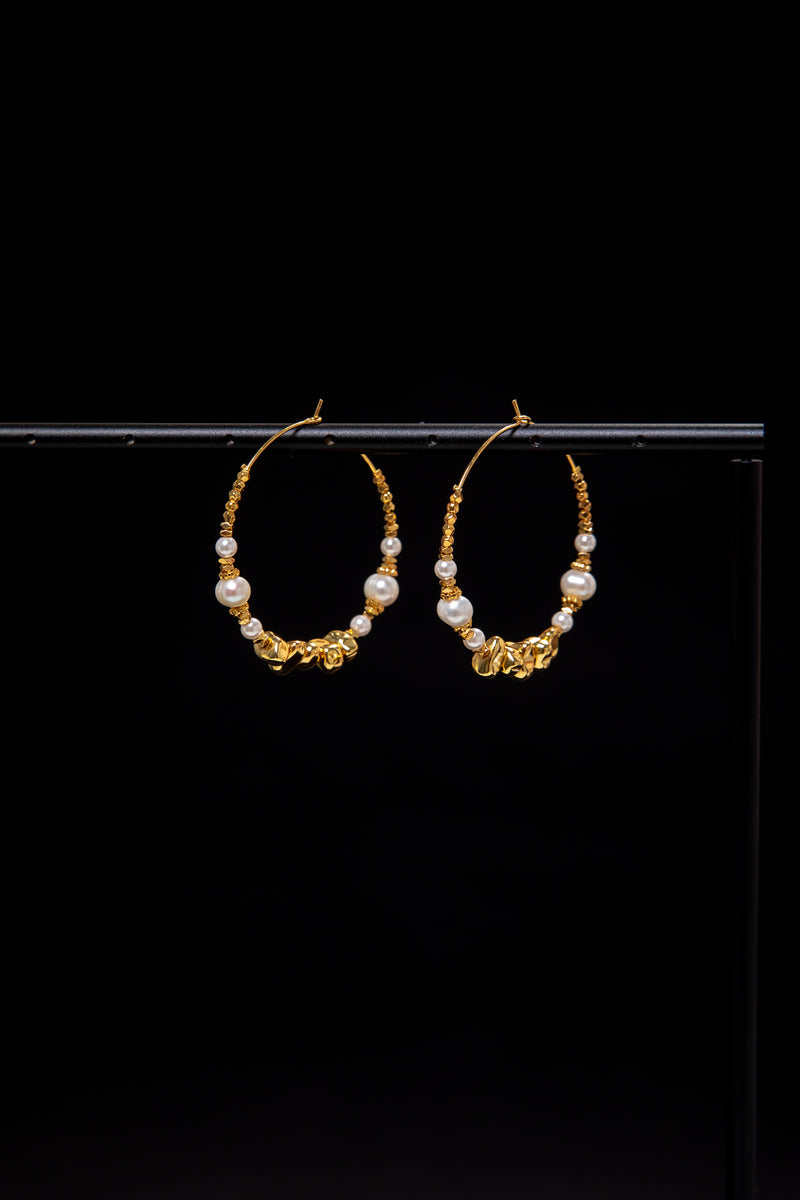 Gilded Rhythm | Vintage Bohemian 18K Gold Pearl Hoop Earrings