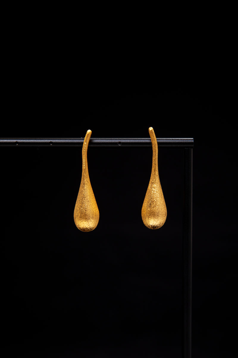 Stardust Dew | Textured 18K Gold-Plated Teardrop Earrings