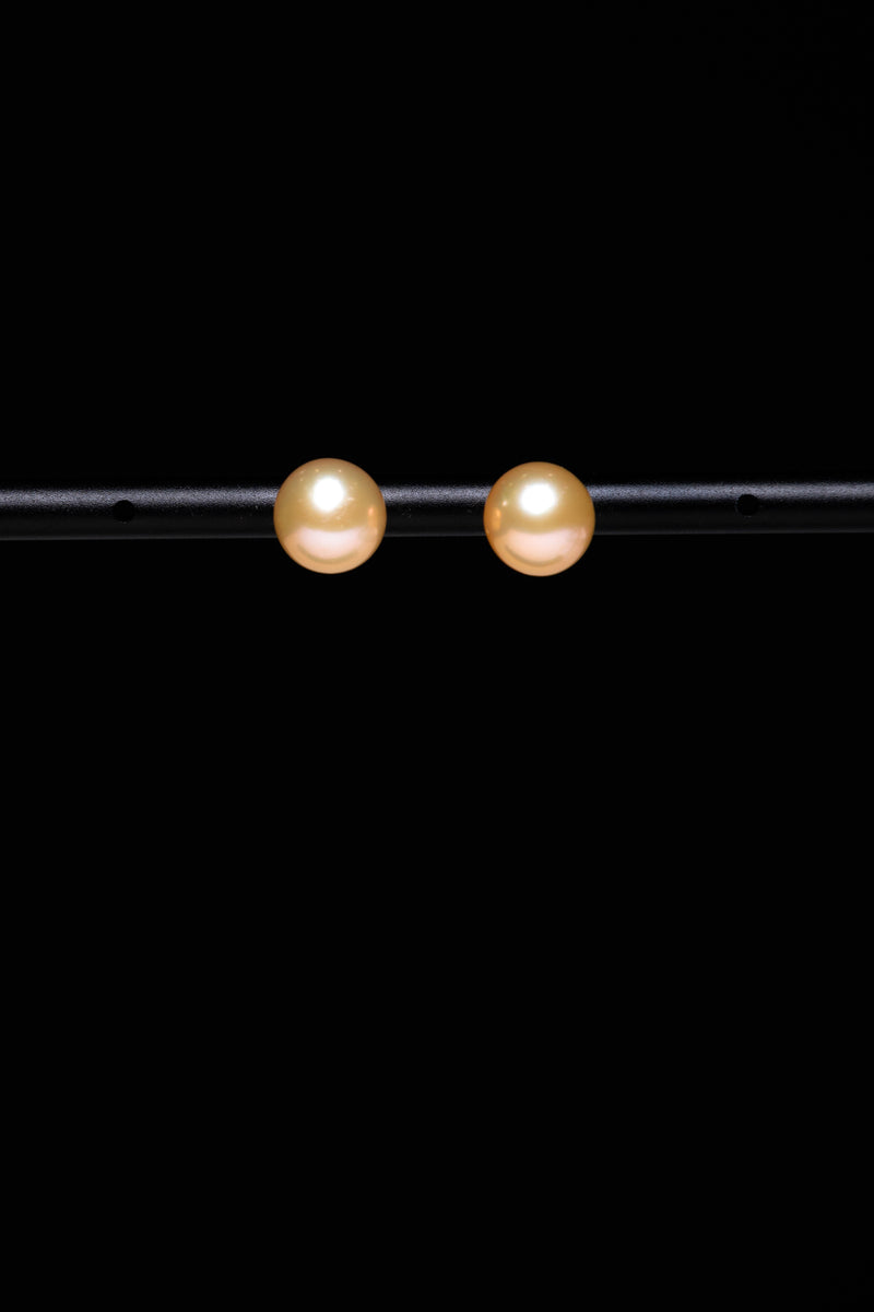 [Aura of Dawn] Minimalist Cultured Golden Pearl Stud Earrings