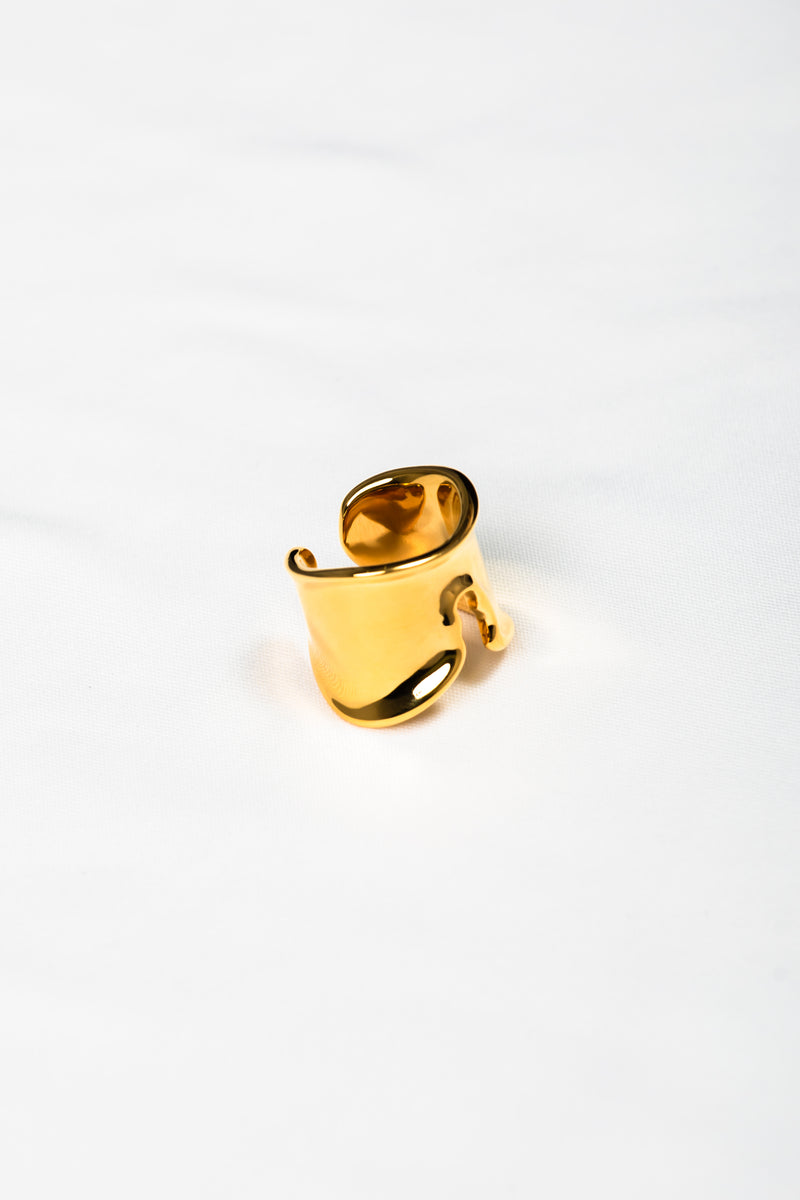 Molten Sculpture | Fluid Geometric Statement Ring