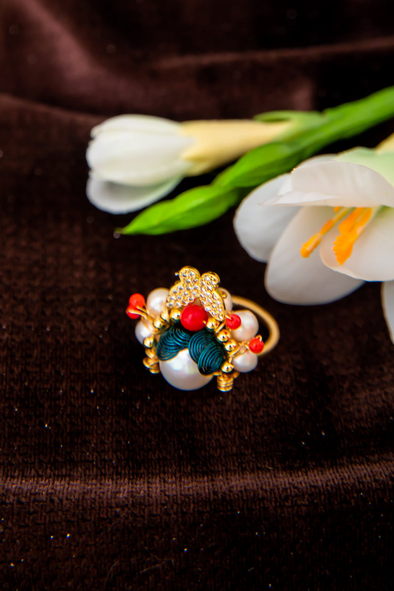 【Dream of the Opera】 Chinoiserie Hand-Woven Pearl Crown Ring