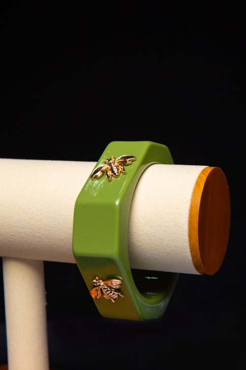 The Queen Bee | Vintage Olive Green Geometric Resin Bangle