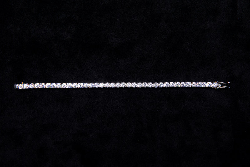 [Eternal Radiance] Classic Tennis Bracelet in S925 Silver with Lab-Grown Gemstones