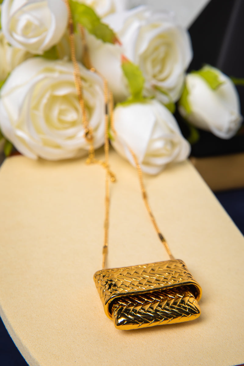 Golden Weave | Vintage Geometric Woven Pendant Necklace