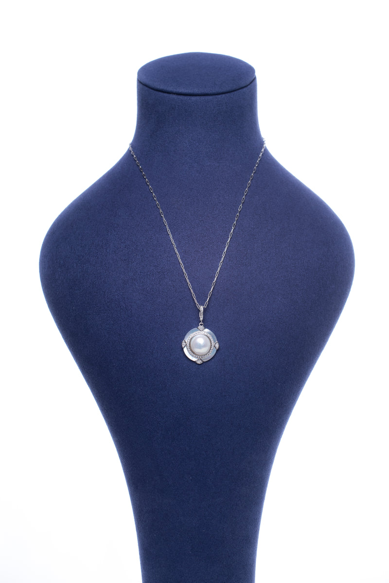 Phantom Compass | Vintage Shell Inlay & Natural White Pearl Necklace