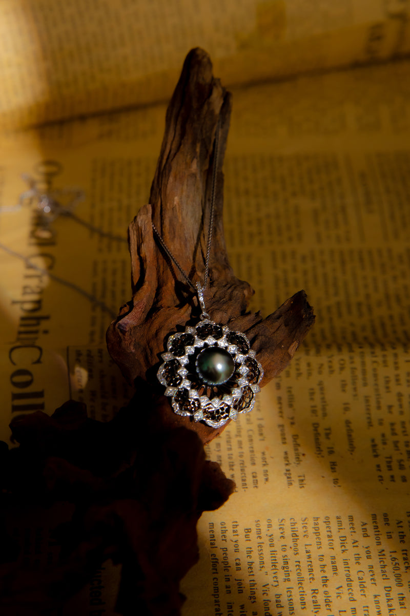 Midnight Mandala | Victorian Filigree Natural Black Pearl Silver Necklace