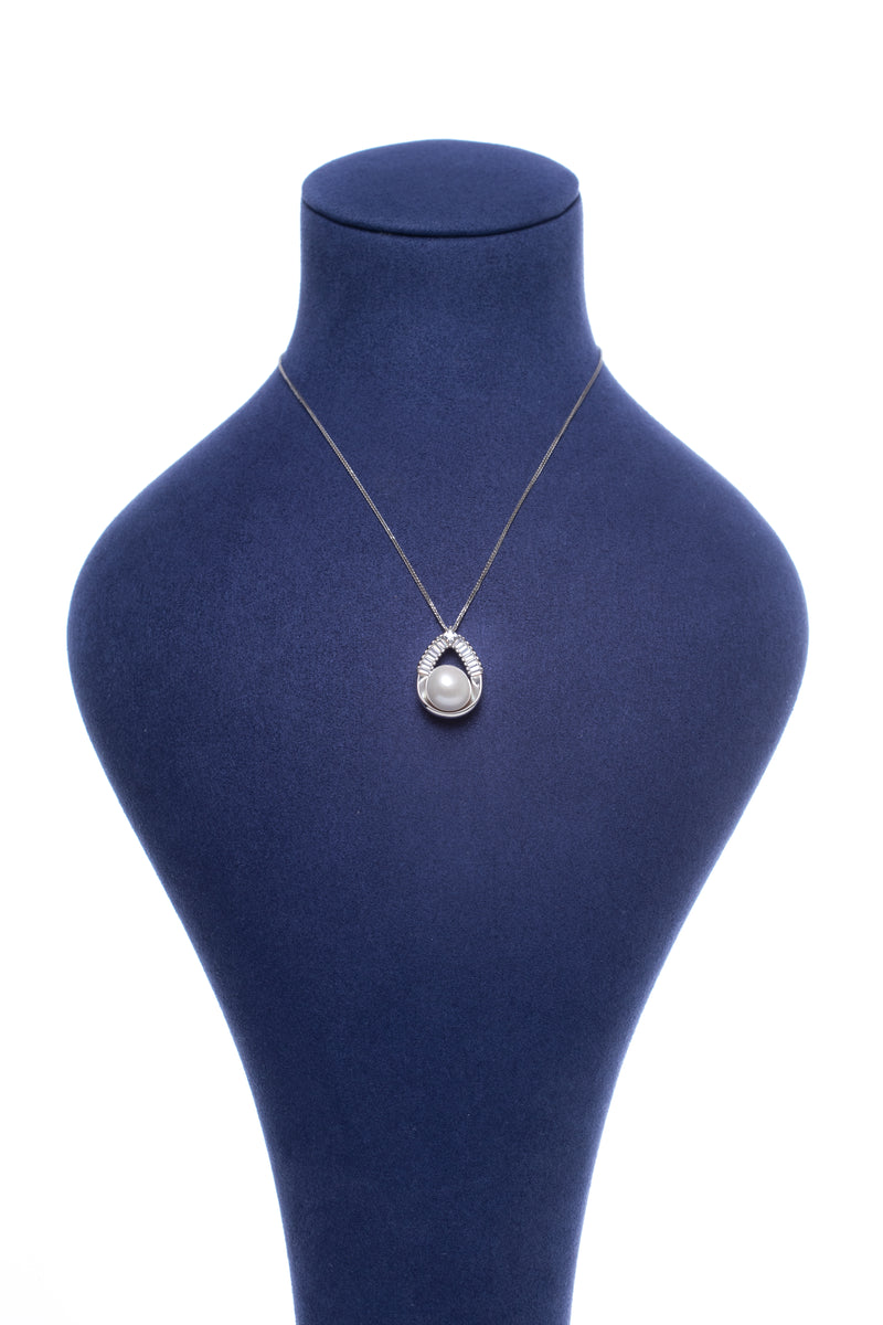 Lunar Pilgrimage | High-Jewelry Natural Pearl & 925 Silver Necklace